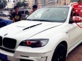 老款宝马x6尾部转向灯怎么更换？更换教程有哪些步骤？