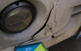 拆解五菱之光S叶子板转向灯的详细步骤（轻松操作）