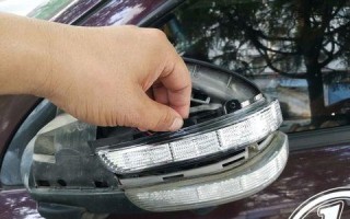 海马汽车转向灯亮一下就不亮了的解决方法（探索转向灯亮灭问题）