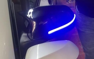 19款奥迪A4转向灯带流水灯的亮点与功能（揭秘奥迪A4流水灯的设计理念和实际效果）