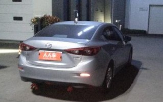 马自达昂克赛拉前转向灯怎么拆装？拆装步骤和注意事项是什么？