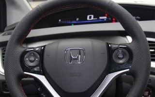 本田哥瑞转向灯亮的原因及解决方法（探究本田哥瑞转向灯亮的背后原因）