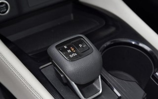 掌握日产奇骏自动挡档位的正确使用方法（轻松驾驭）