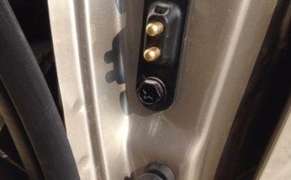 长城车后转向灯开关更换教程（简单易行的更换方法让您的车灯焕然一新）