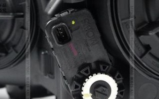 起亚K4转向灯灯泡型号及选购指南（了解起亚K4转向灯灯泡型号的重要性）