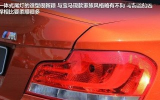 奔驰红色转向灯换黄色需要多少钱？更换后多久能拿到车？