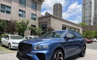 宾利添越四轮转向灯功能是什么？