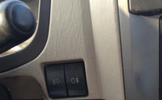 江铃宝典转向灯续电器位置？如何更换？