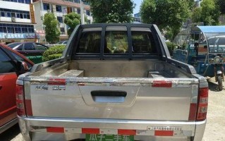 江铃宝典转向灯不亮怎么办？常见故障及解决方法是什么？