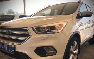 福特翼虎前右转向灯拆卸指南（轻松拆卸福特翼虎前右转向灯）