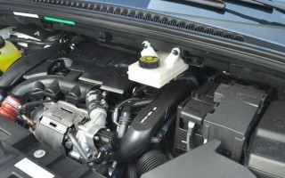 标致3008转向灯闪光器位置？如何更换？