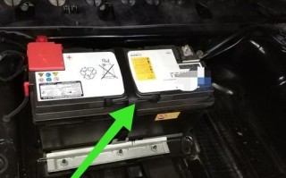 奔驰转向灯故障灯亮了还能开吗（奔驰转向灯故障灯亮了还能开吗）
