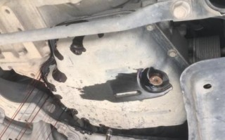 丰田卡罗拉变速箱油的更换周期及（变速箱油的更换频率对汽车性能的影响及保养要点）