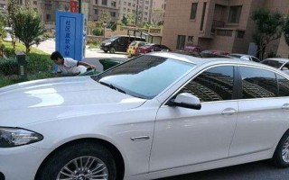 16款宝马525参数配置怎么样？详细解读与常见问题解答？