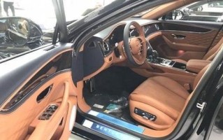 如何更换宾利飞驰的转向灯（简单步骤教你更换转向灯）