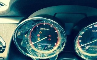 奔腾B70转向灯保险标志是什么？如何更换？