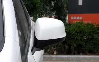 如何更换本田思域后视镜的右转向灯？需要多长时间？