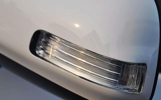 解析丰田RAV4转向灯闪症状的原因与解决办法（探究RAV4转向灯闪症状的根源以及应对方法）