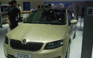 如何正确关闭斯柯达车辆的右转向灯（简单操作让驾驶更安全）