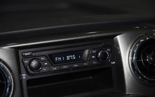 江淮汽车M3锁门后转向灯常亮（探究江淮汽车M3锁门后转向灯常亮的可能原因）