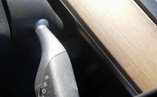 特斯拉切换档位声音很大怎么解决？如何降低噪音？