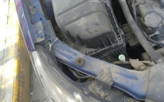 雪佛兰赛欧叶子板转向灯拆卸方法是什么？需要哪些工具？