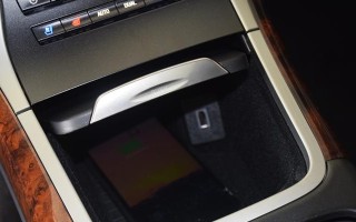 换转向灯是否需要断电瓶（解析林肯航海家换转向灯需要断电瓶的原因与方法）