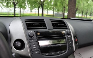 老款丰田rav4全景影像转向灯线怎么更换？常见问题有哪些？