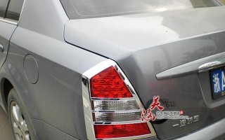 14款奔腾B70转向灯灯泡更换需要几步？更换后有哪些注意事项？