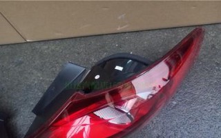大众CC的转向灯安装位置及功能（揭秘大众CC转向灯的安装位置和使用原理）