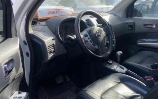 日产奇骏手动挡是否配备档位显示灯（揭秘日产奇骏手动挡的档位显示功能）