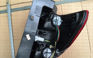 长安车打转向灯的正确操作方法是什么？转向灯不亮怎么办？