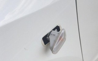 荣威车转向灯持续闪烁是什么原因？如何解决？