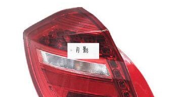 奇瑞车主必读（教你轻松更换奇瑞车转向灯）