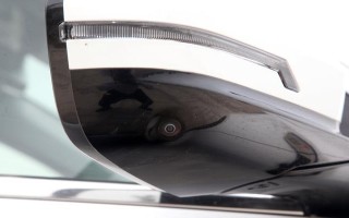 奇瑞瑞虎3x侧转向灯怎么拆卸？拆卸步骤是什么？