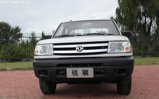 解决日产锐骐刹车灯一直亮的问题（轻松应对刹车灯亮的情况）