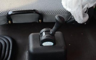 一汽青岛悍威后转向灯总成的独特设计与优势（创新科技带来安全与便利）