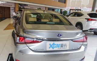 雷克萨斯es300h转向灯效果如何？臻享版有哪些特点？