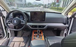 比亚迪唐（拥抱绿色出行的豪华SUV）