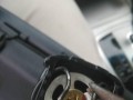 别克凯越反光镜转向灯更换灯泡的方法是什么？需要多长时间？