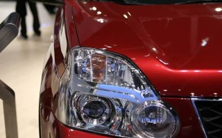 日产奇骏后刹车灯泡怎么更换？更换步骤和注意事项是什么？