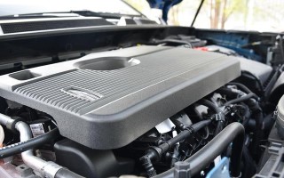 如何拆卸林肯冒险家转向灯（简单步骤帮你成功拆卸灯具）