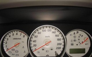 日产轩逸转向灯不亮怎么办？如何快速解决？