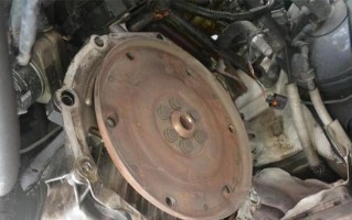 宝来手动变速箱油更换需要多少升？更换步骤是什么？