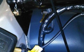 五菱荣光后轮转向灯开关怎么安装？安装步骤和注意事项是什么？