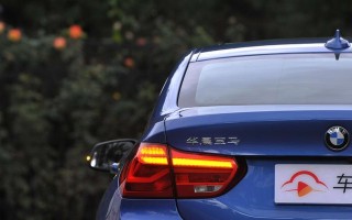 宝马1系转向灯操作说明（学会正确使用宝马1系转向灯）