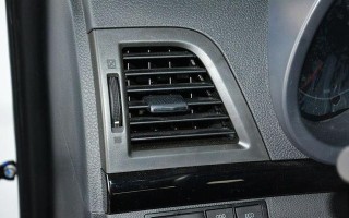 比亚迪e5更换转向灯步骤是什么？需要多长时间？