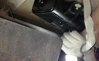 雪铁龙世嘉后转向灯坏了怎么修（解决雪铁龙世嘉转向灯损坏的简便方法）