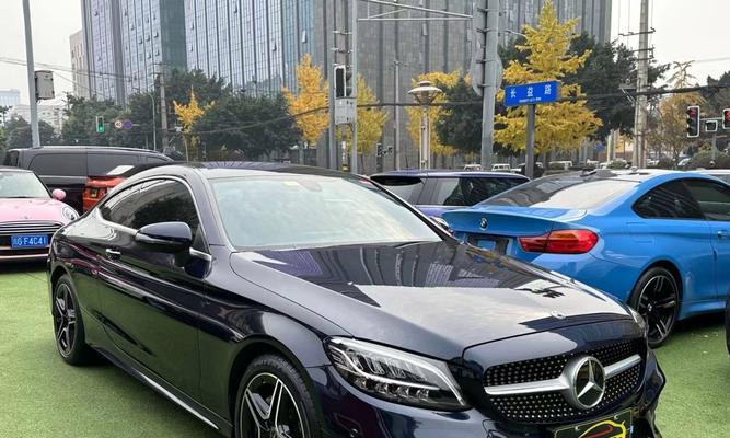 2020款奔驰C260L转向灯（璀璨）-第1张图片-好赞用车