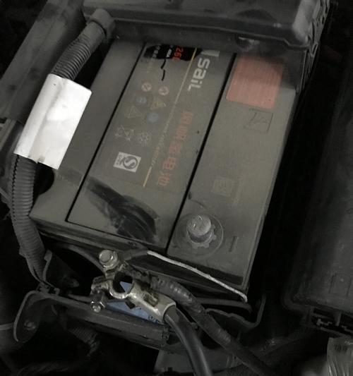 特斯拉原装刹车灯更换费用及教程下载（了解特斯拉刹车灯更换费用以及如何通过教程自行更换）-第2张图片-好赞用车